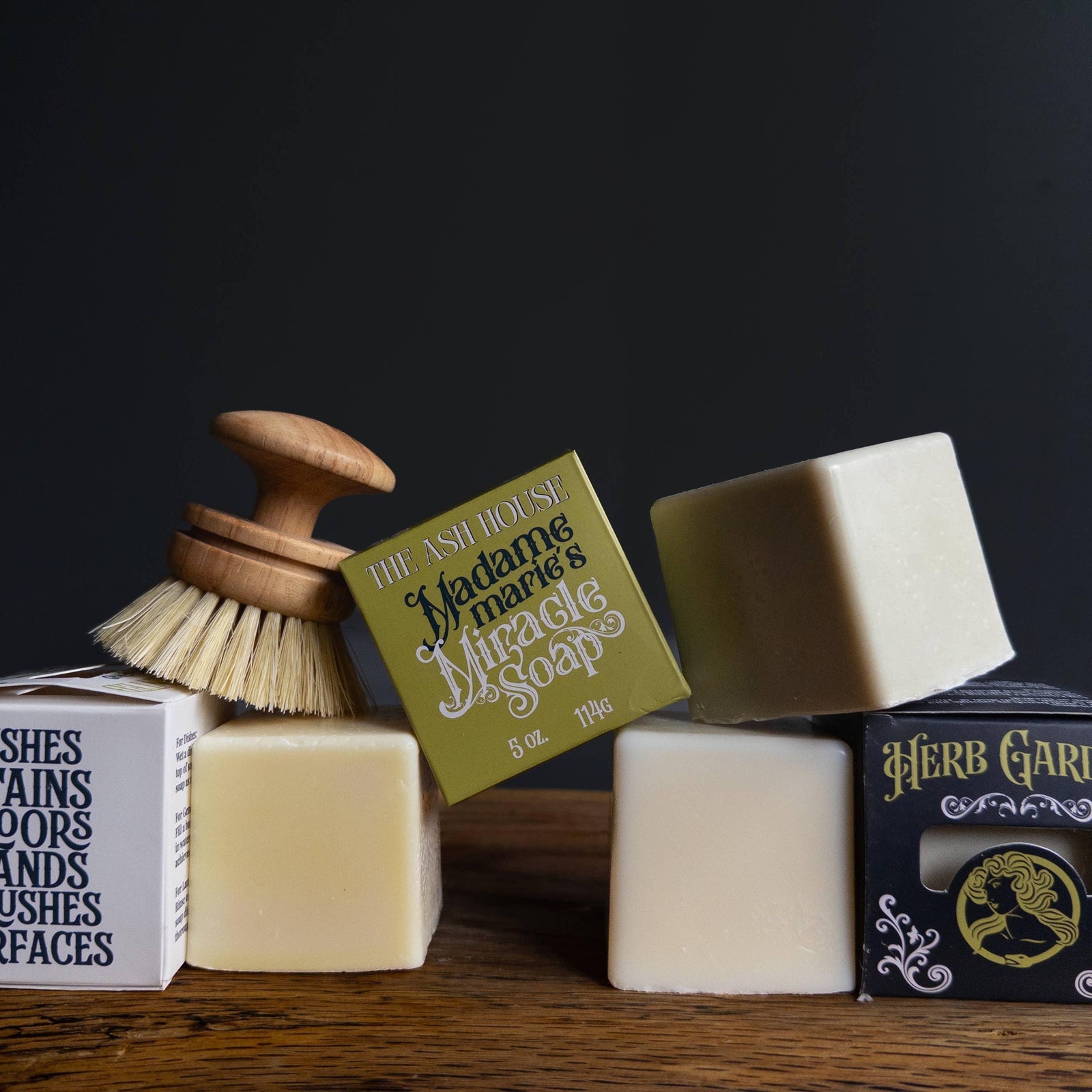 Madame Marie’s Miracle Soap Palm Free Dish & Cleaning : Herb Garden Naked
