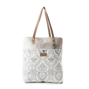 Captivate Tote Bag