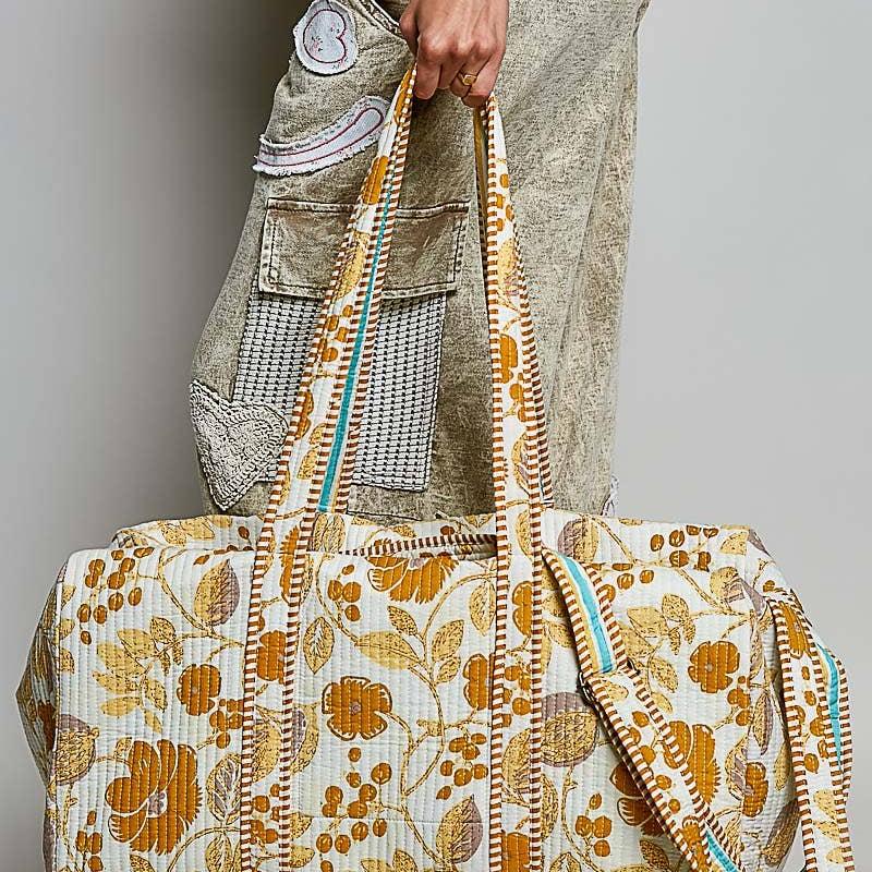 POL Front Pocket Quilted Adjustable Strap Bag: YELLOW MULTI / OS