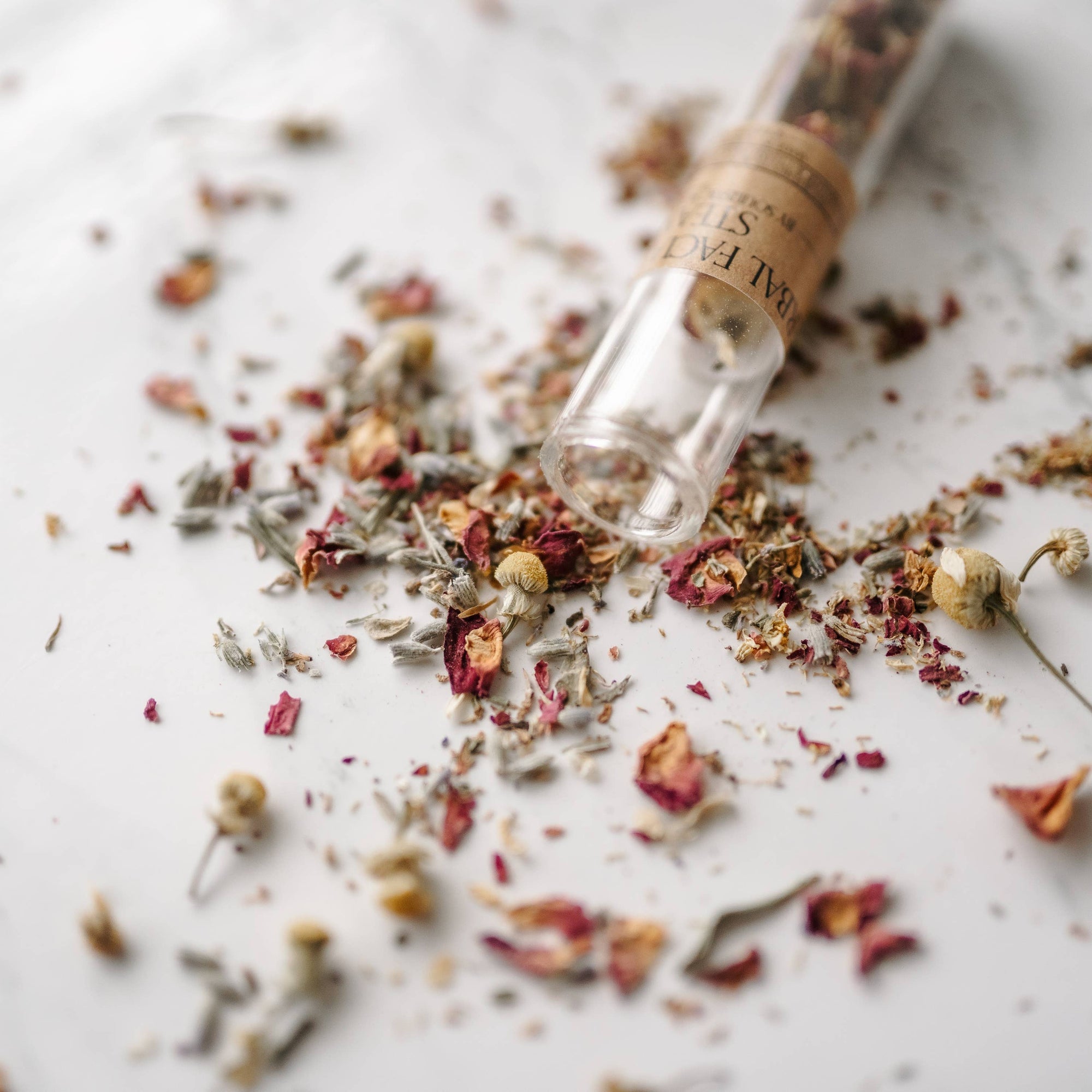 Herbal Facial Steam | Bath Tea with Dried Flowers and Herbs