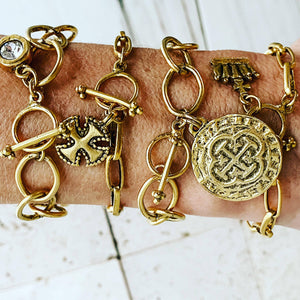 Sparkle in Your Eye Bracelet: Gold / 6.5”