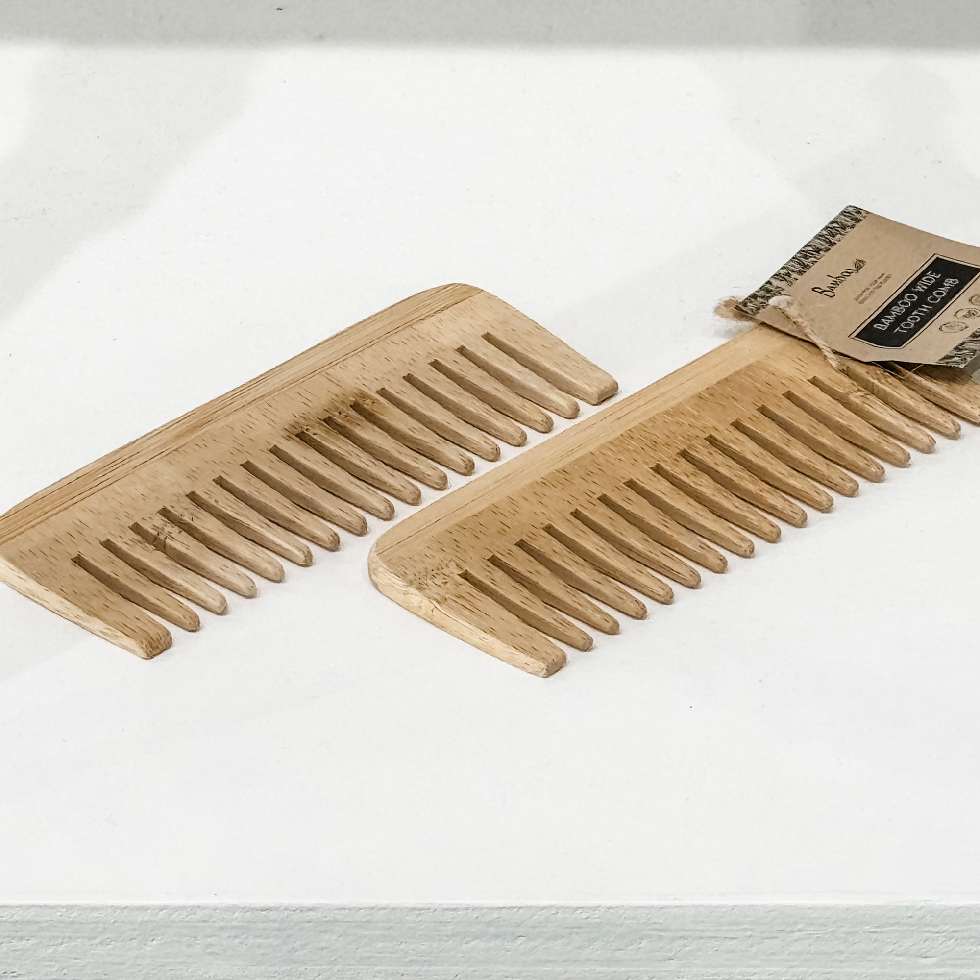 Bamboo Wide Tooth Comb - Lemon & Lavender