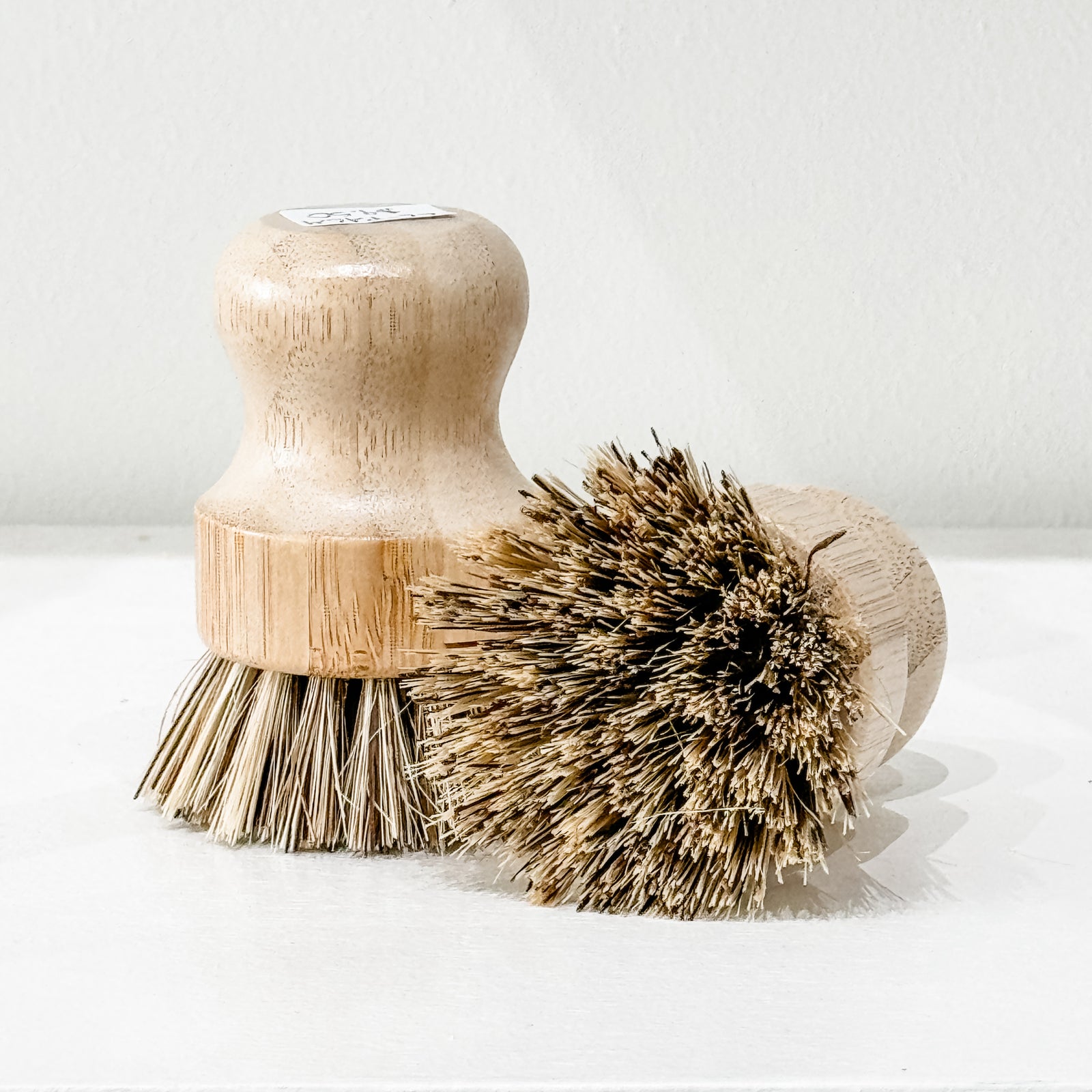 Bamboo and Palm Bristle Kitchen Scrubber - Zero Waste - Lemon & Lavender