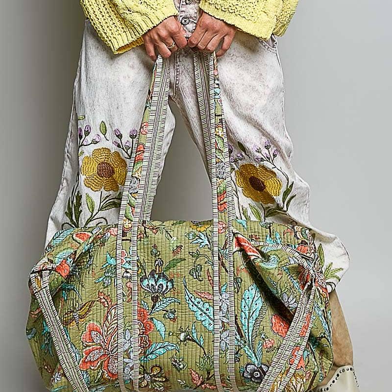 POL Front Pocket Quilted Adjustable Strap Bag: OLIVE MULTI / OS