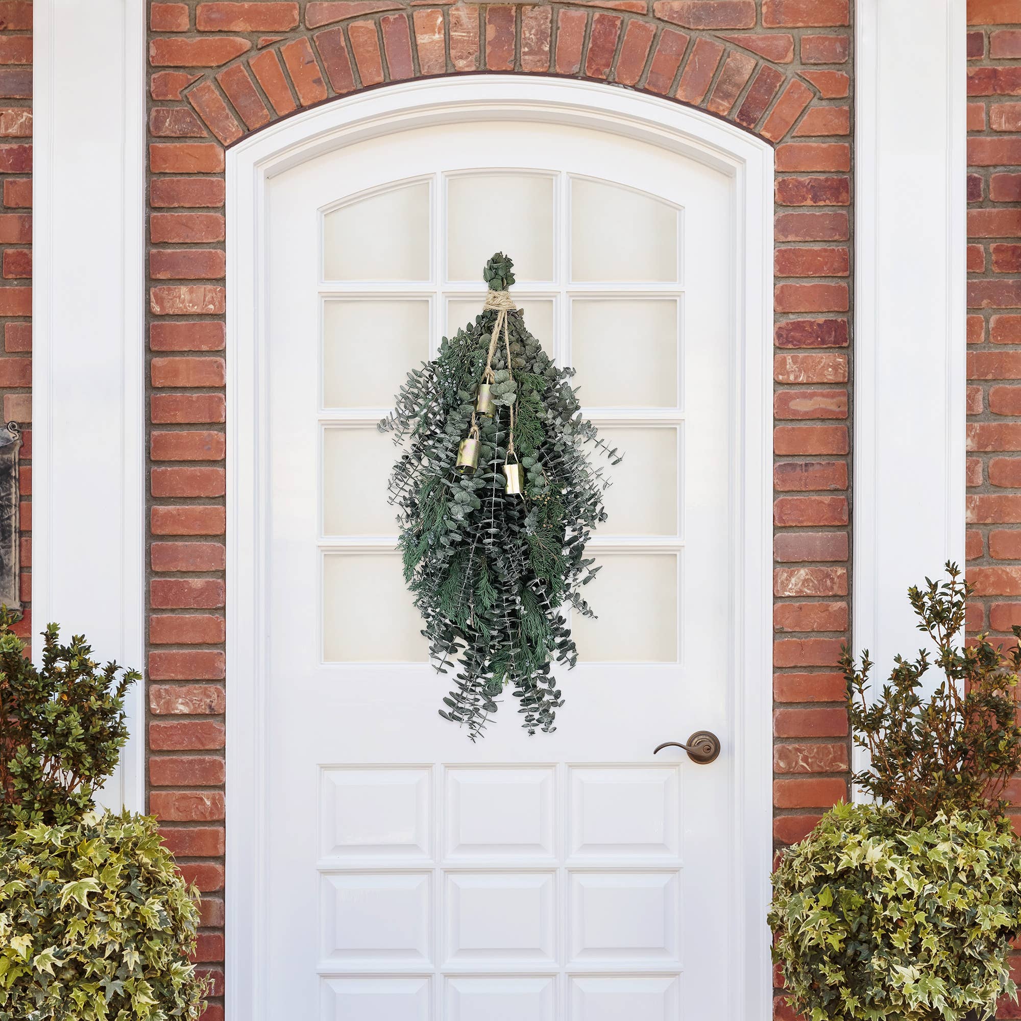 Juniper & Baby Eucalyptus Holiday Swag With Bells