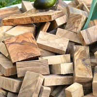 Chunks (1 kg) aus Olivenholz zum Räuchern & Smoken